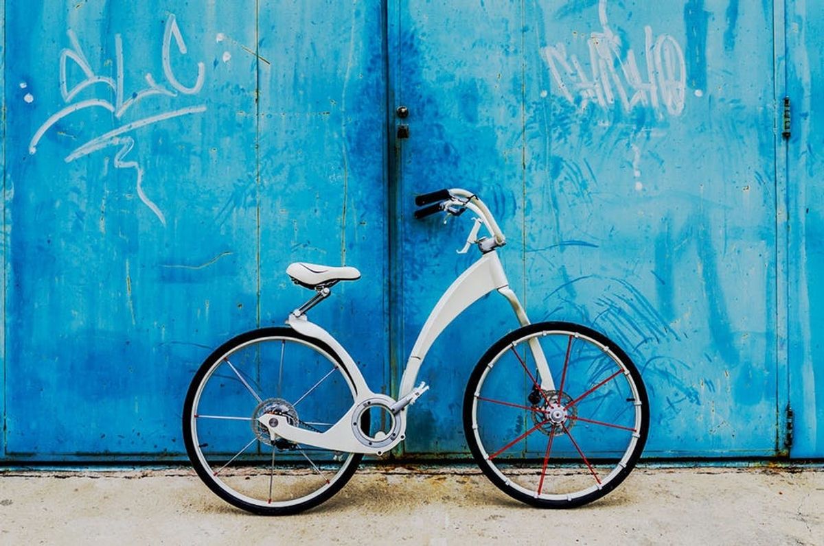 Behold the World’s First Keyless, Foldable, App-Connected Bike!