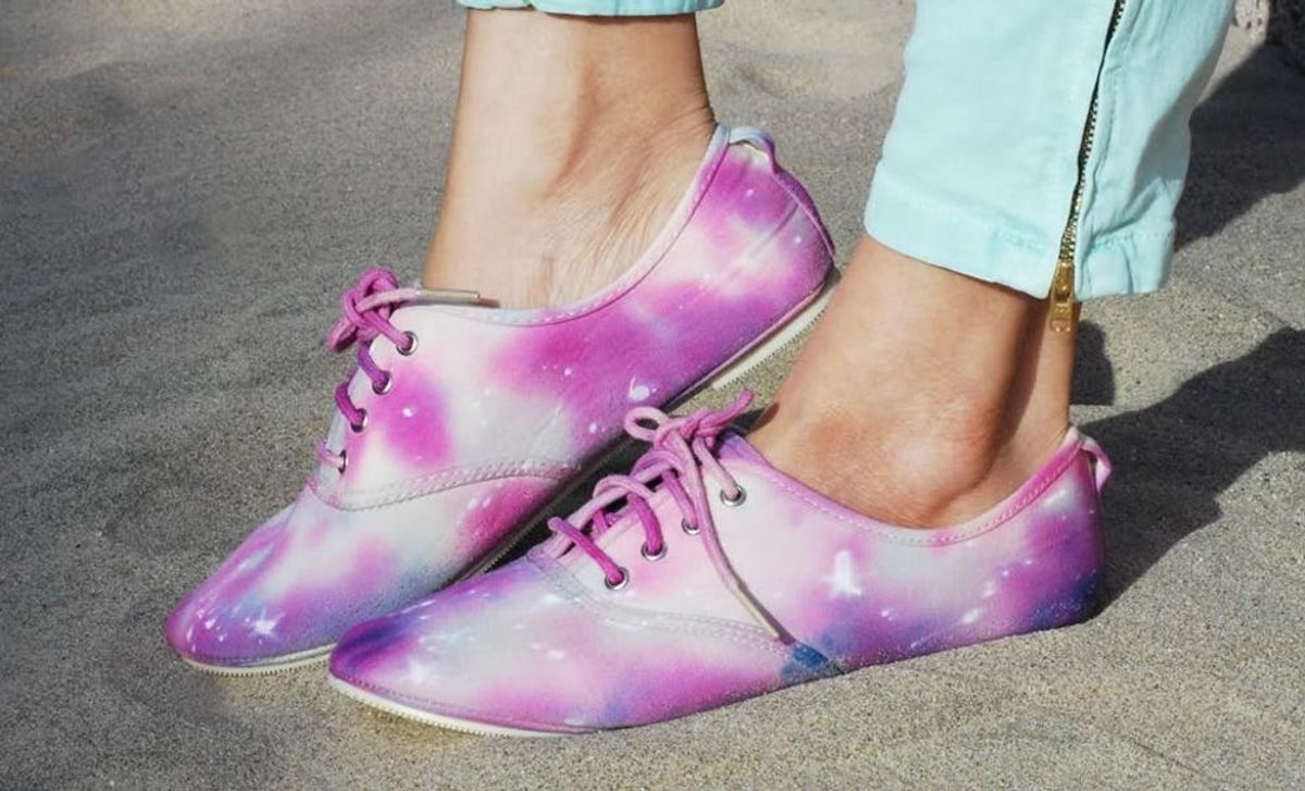 We’re Over the Moon! 20 Awesome Galaxy Print Wearables to Buy + DIY