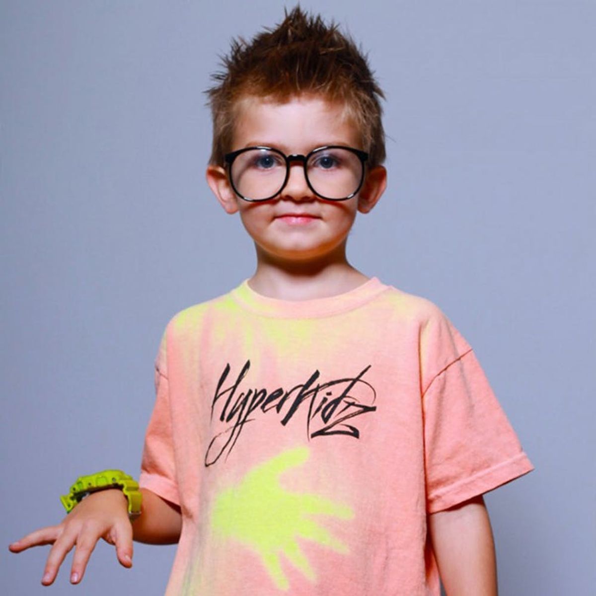 Super Fly: Color Changing Shirts, Lipstick, Spoons and More!