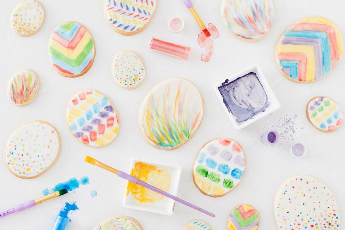 Decorate Your Easter Egg Cookies With Glitter Dust
