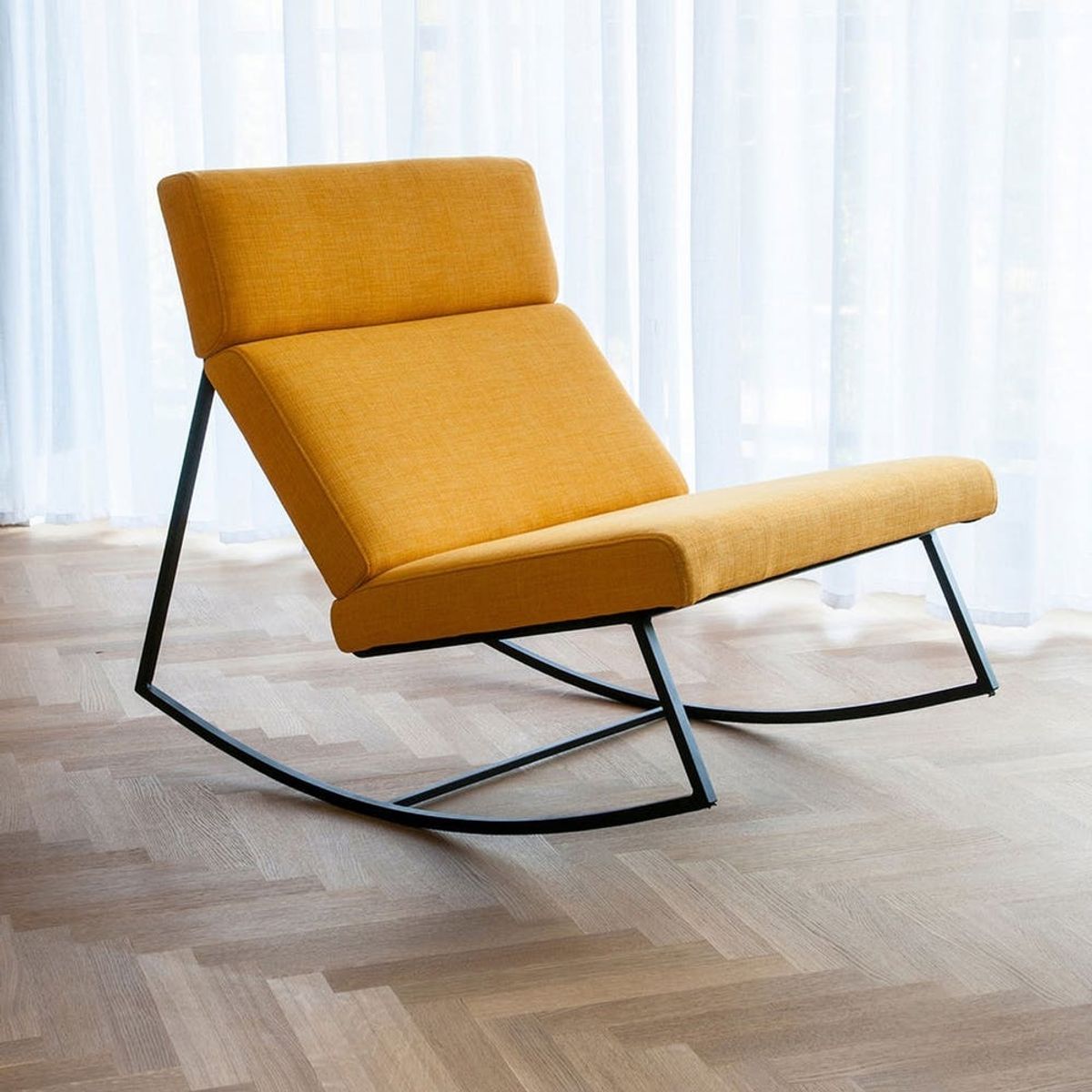 10 Modern Rocking Chairs for New Parents