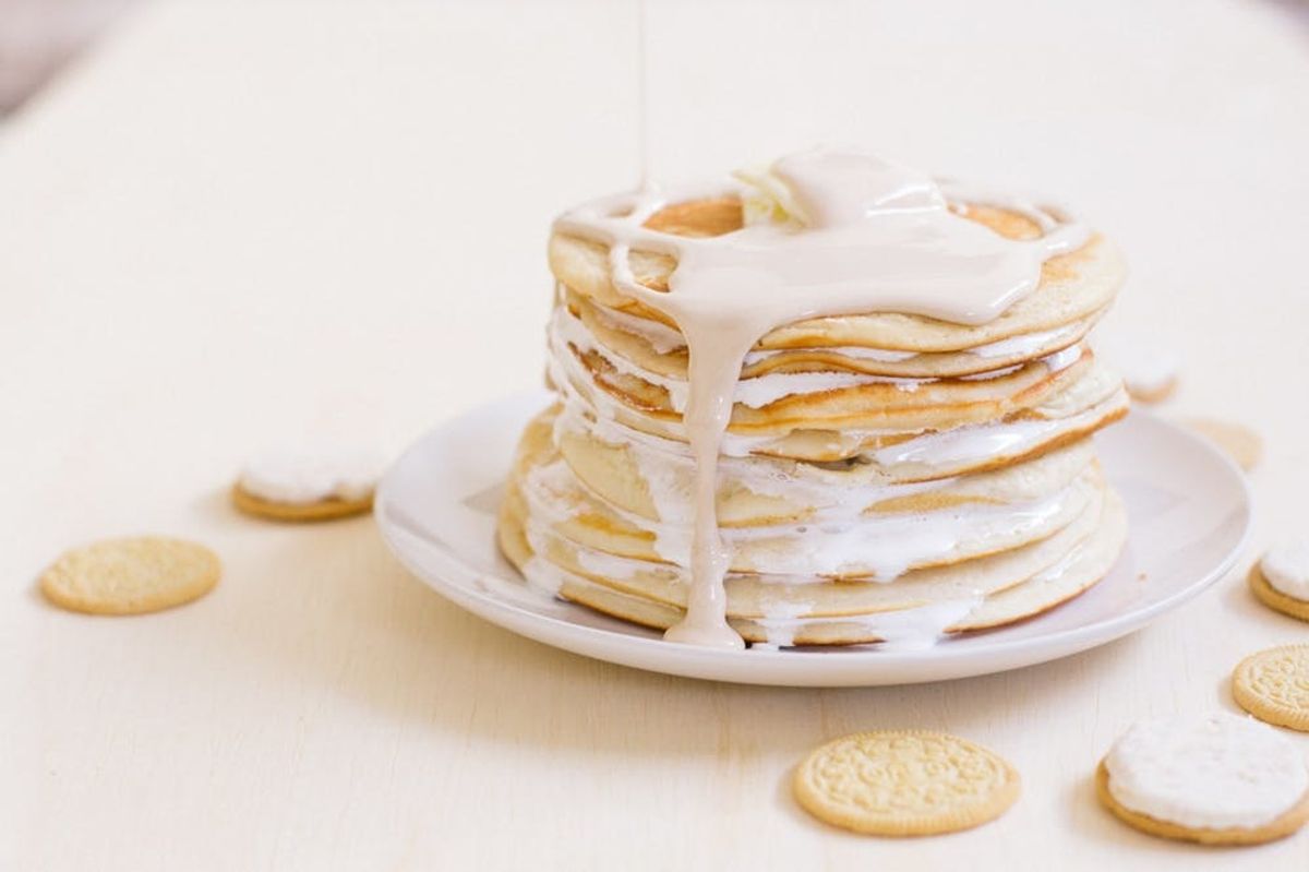 It’s Happening: The Marshmallow Crispy Oreo Pancake with Marshmallow Syrup