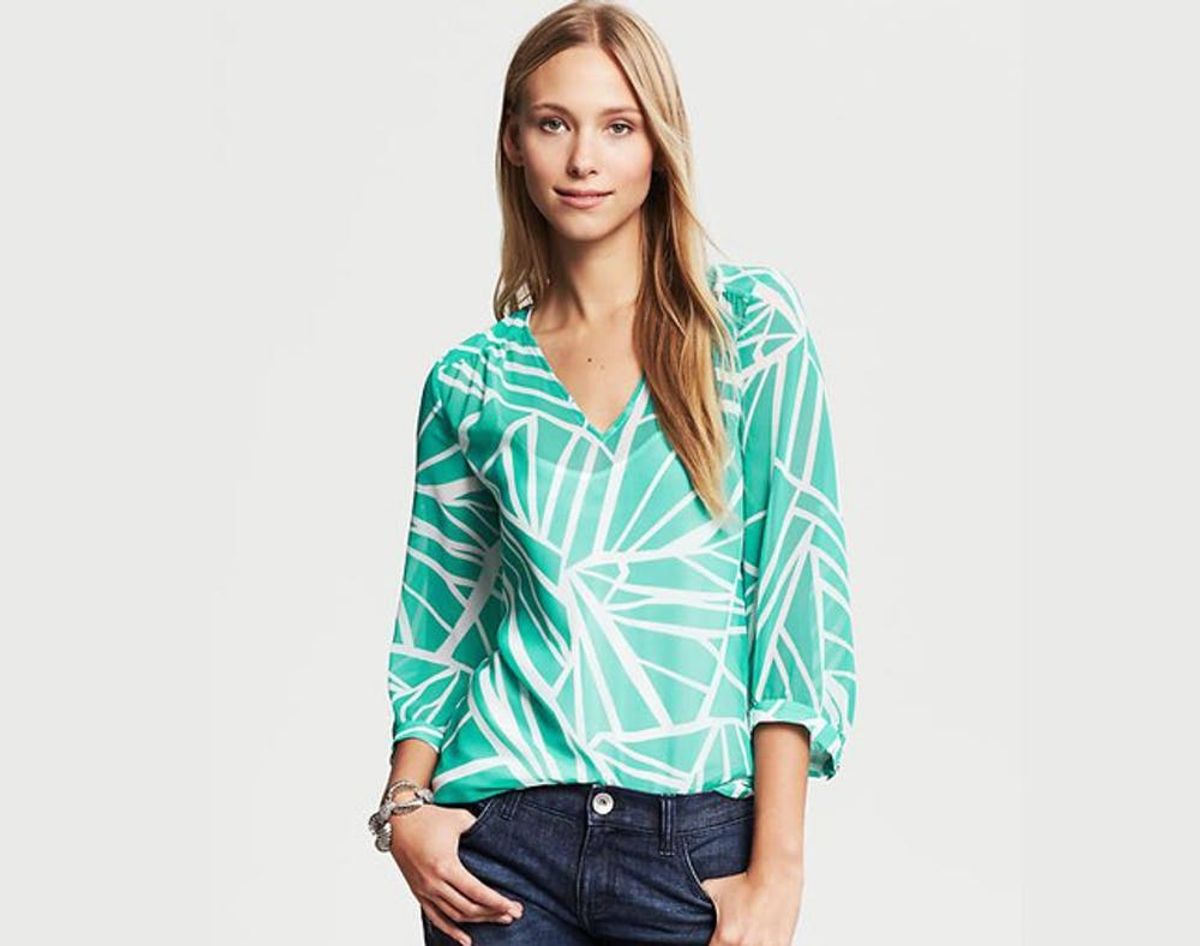 15 Graphic Tops For Girls Who Like Patterns