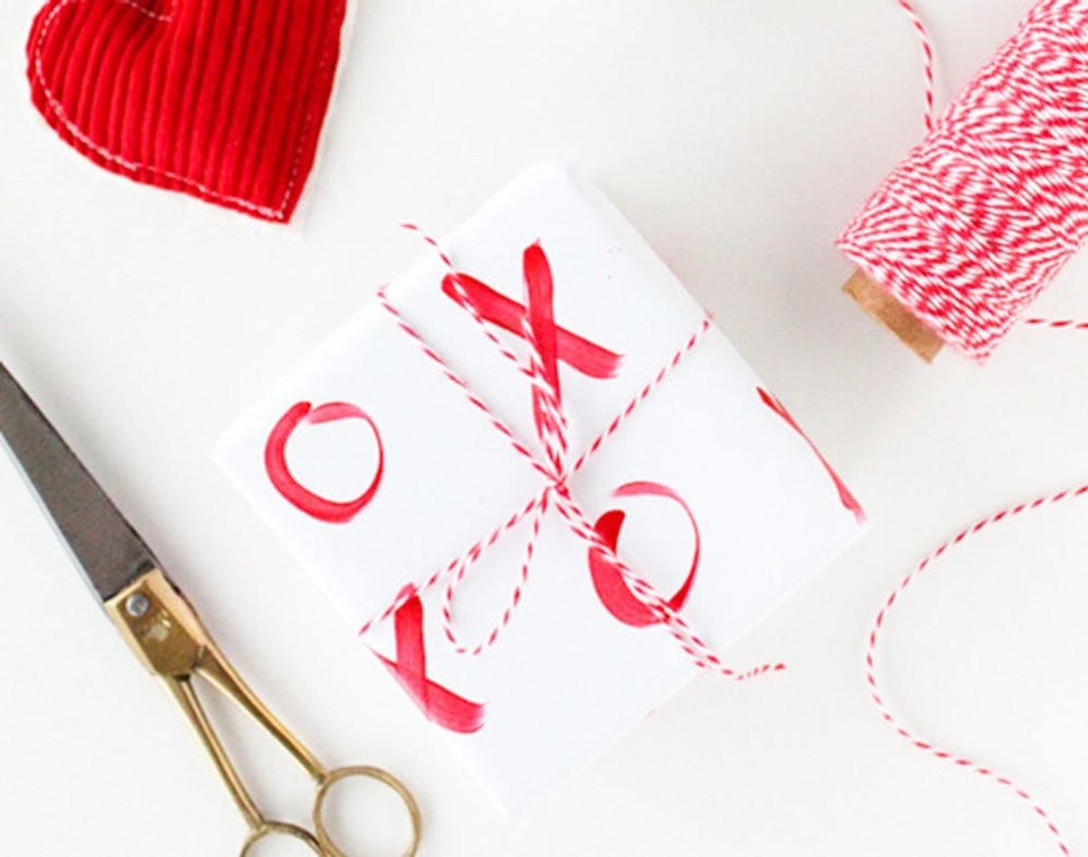 18 Pin-worthy Ways to Wrap Your V-Day Gift
