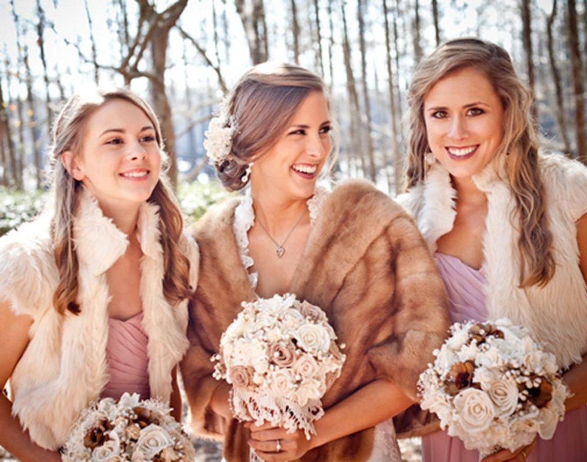15 Cozy Cover-Ups for Winter Weddings