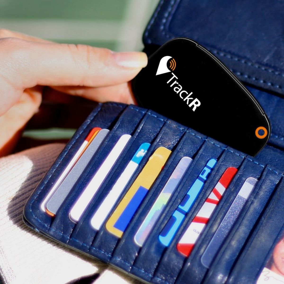 Virtually Track Everything You Own (Including That Wallet!) With TrackR