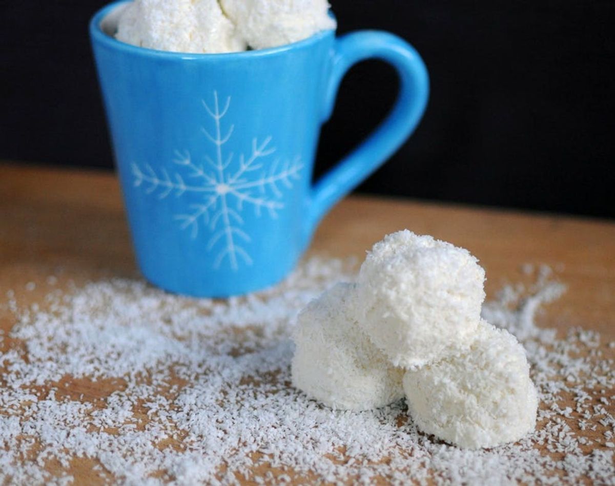 Make This Ice Cream Snowball Recipe for the Holidays