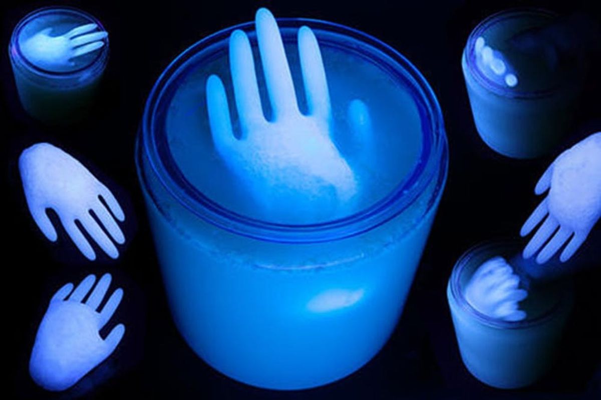 15 Ways to Make Your Glow-in-the-Dark Party Shine