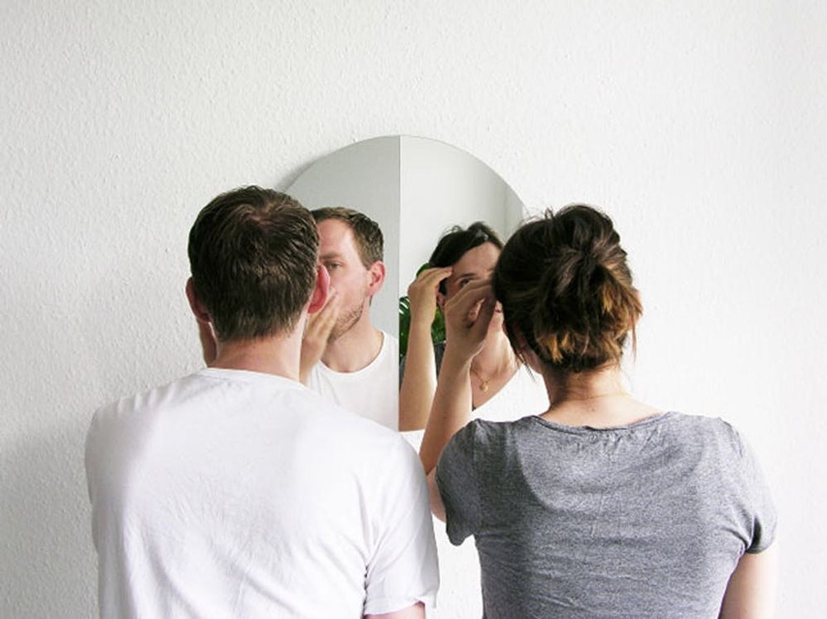 Made Us Look: This Mirror Has Two Faces