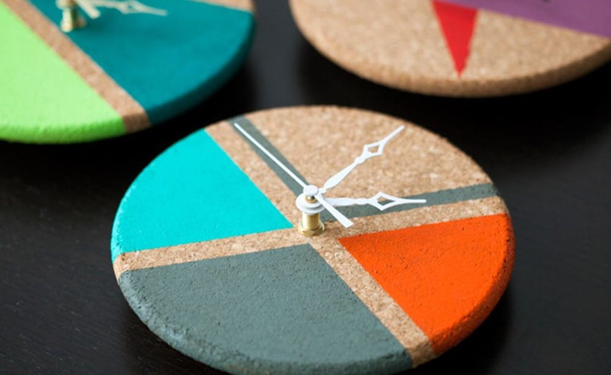 How to Turn Cork Trivets into Color Block Clocks - Brit + Co