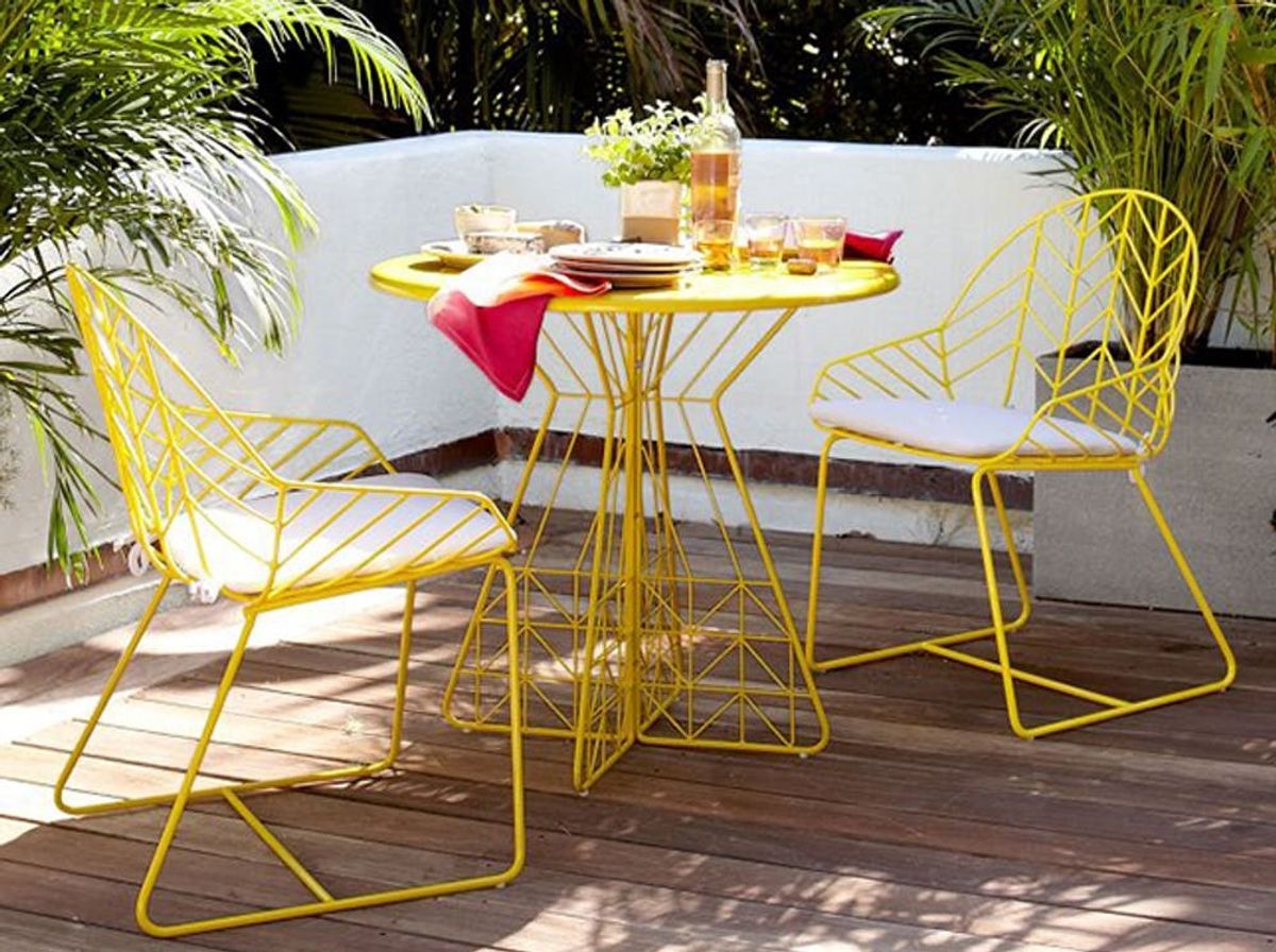 25 Ways to Dress Up Your Deck