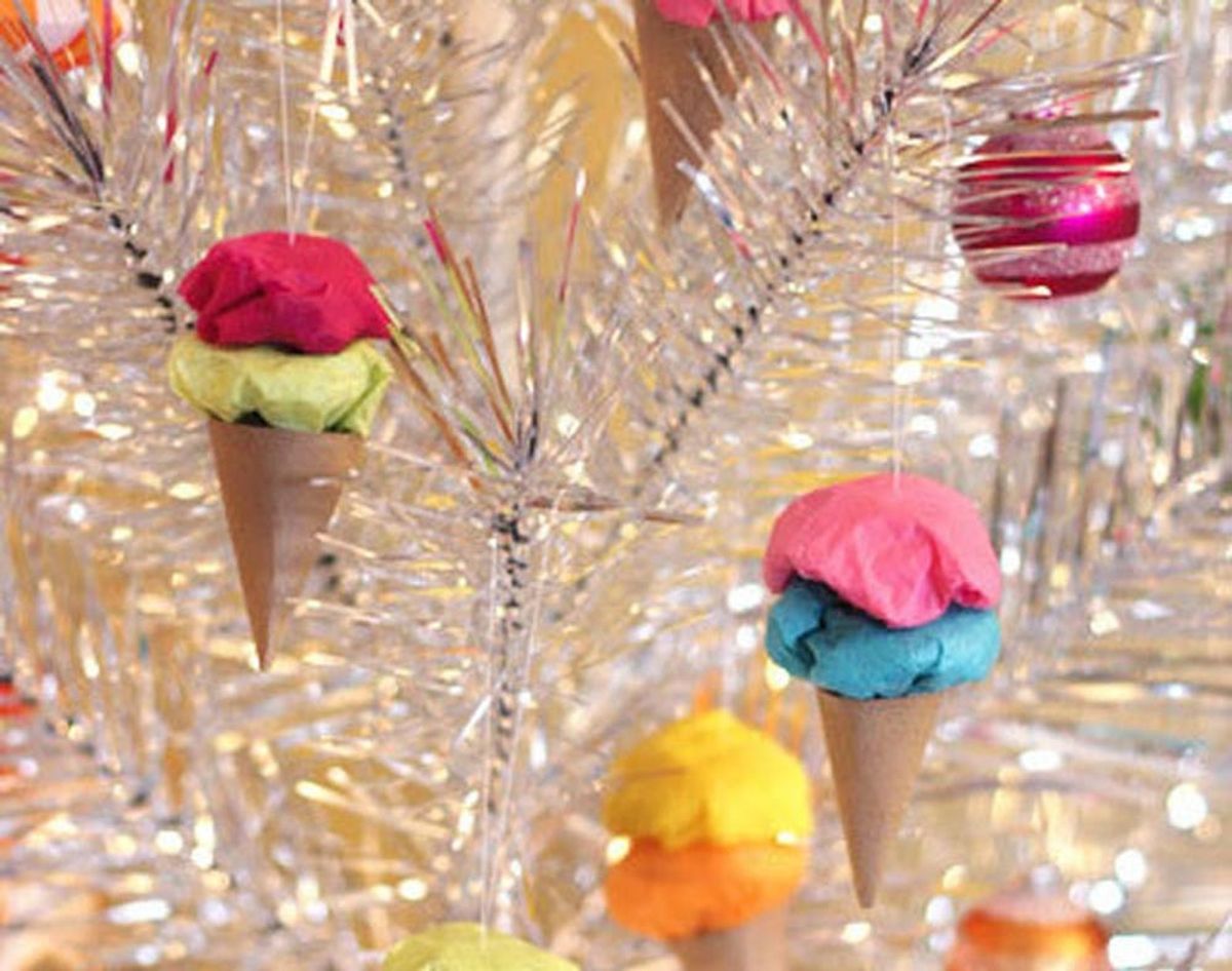 10 Ways to Throw a Festive Ice Cream Social