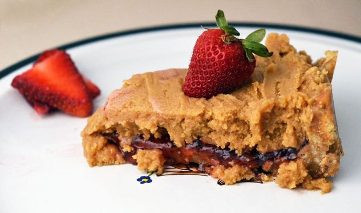Introducing Our No-Bake Peanut Butter and Jelly Pie
