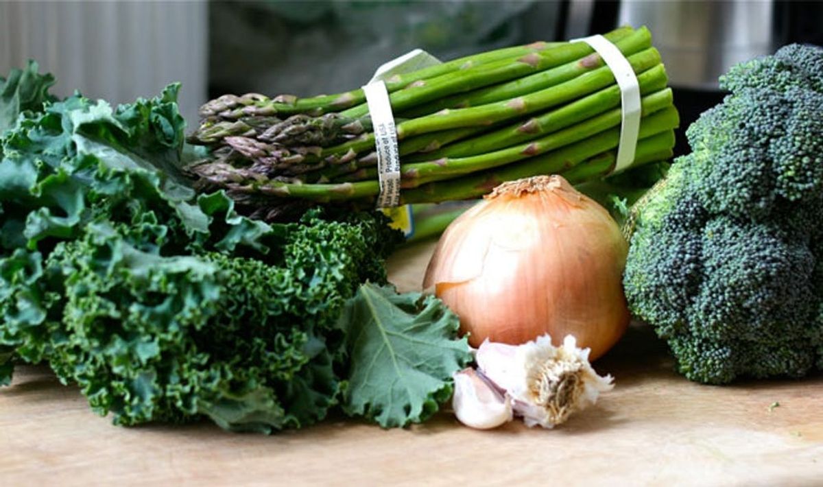 Go for the Green! Asparagus, Kale + Broccoli Soup