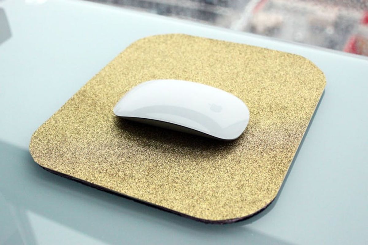 Getting Glittery With It: Pimp Your Mouse’s Pad