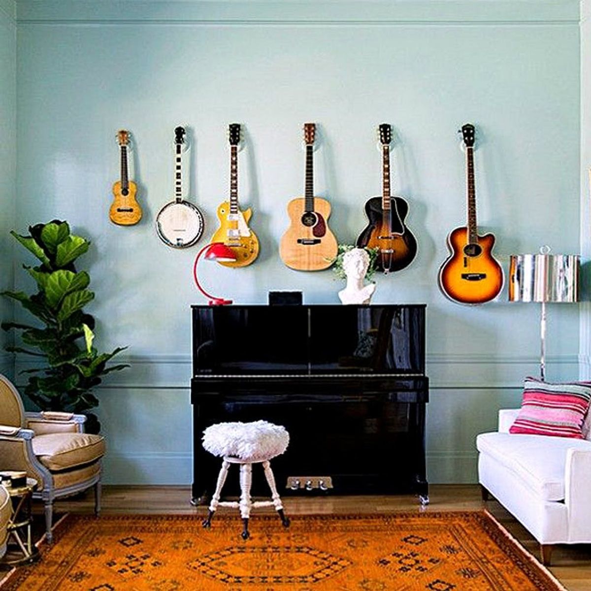10 Ways to Decorate With Guitars That Would Make Taylor Swift Proud
