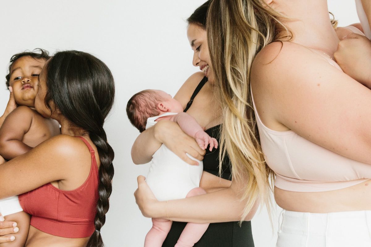 Creative Crushin’: This Founder is Saying YES to the Diversity of Motherhood by Saying NO to Retouched Photos