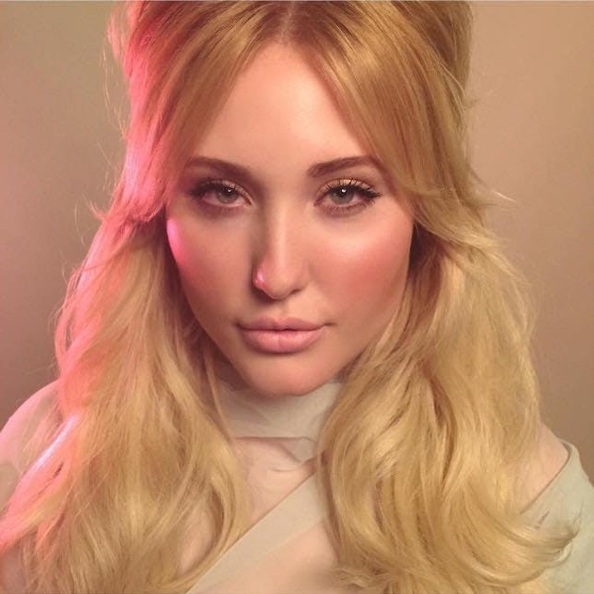 You’ll Never Guess Who This Stunning Plus-Size Model’s Famous Parents Are