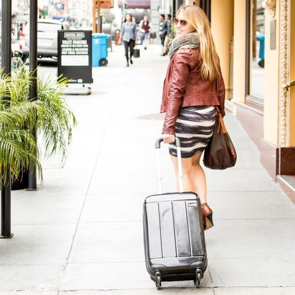 9 Tips + Tricks for Shopping Smart on Vacation