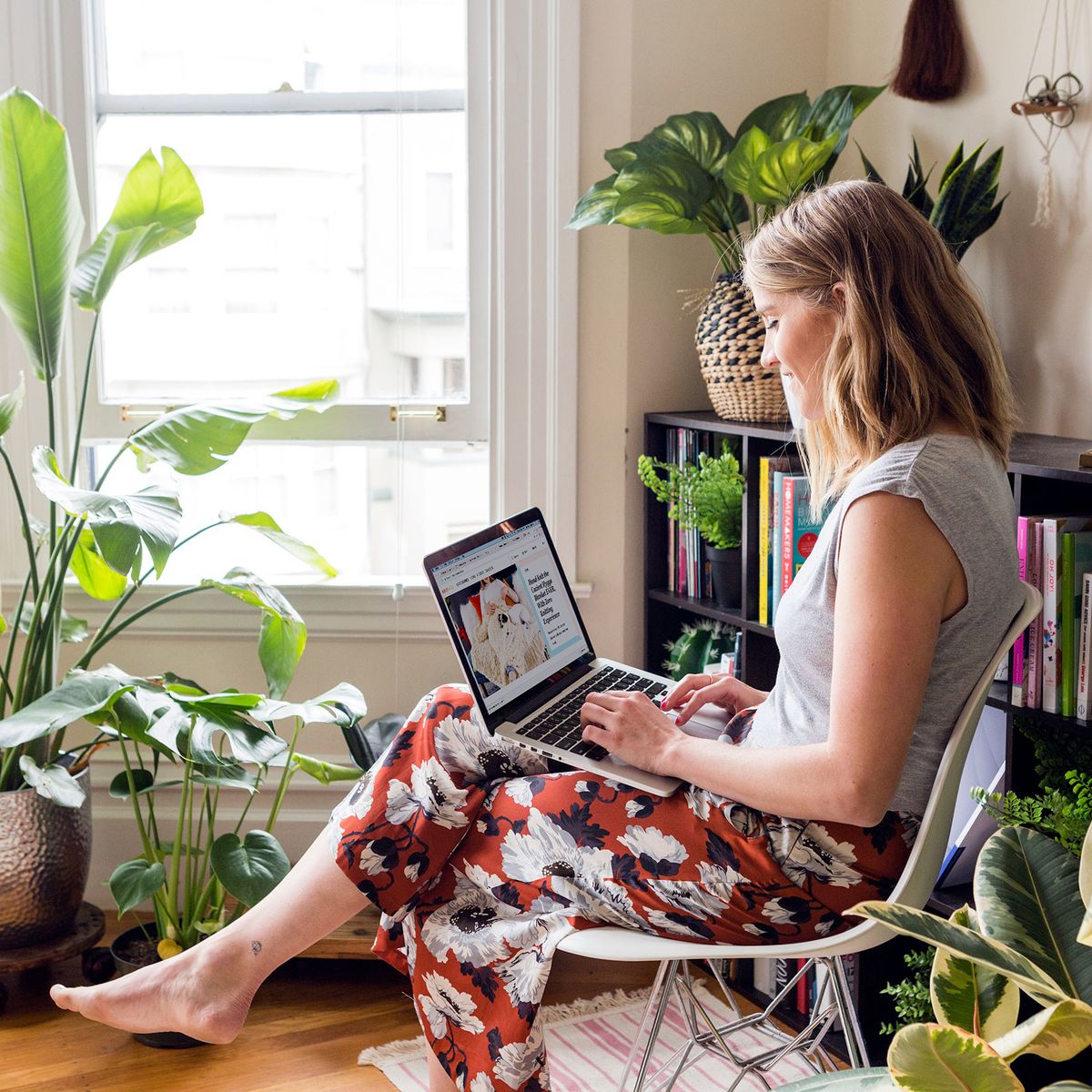 12 WFH Tips That’ll Keep You Productive *and* Less Stressed
