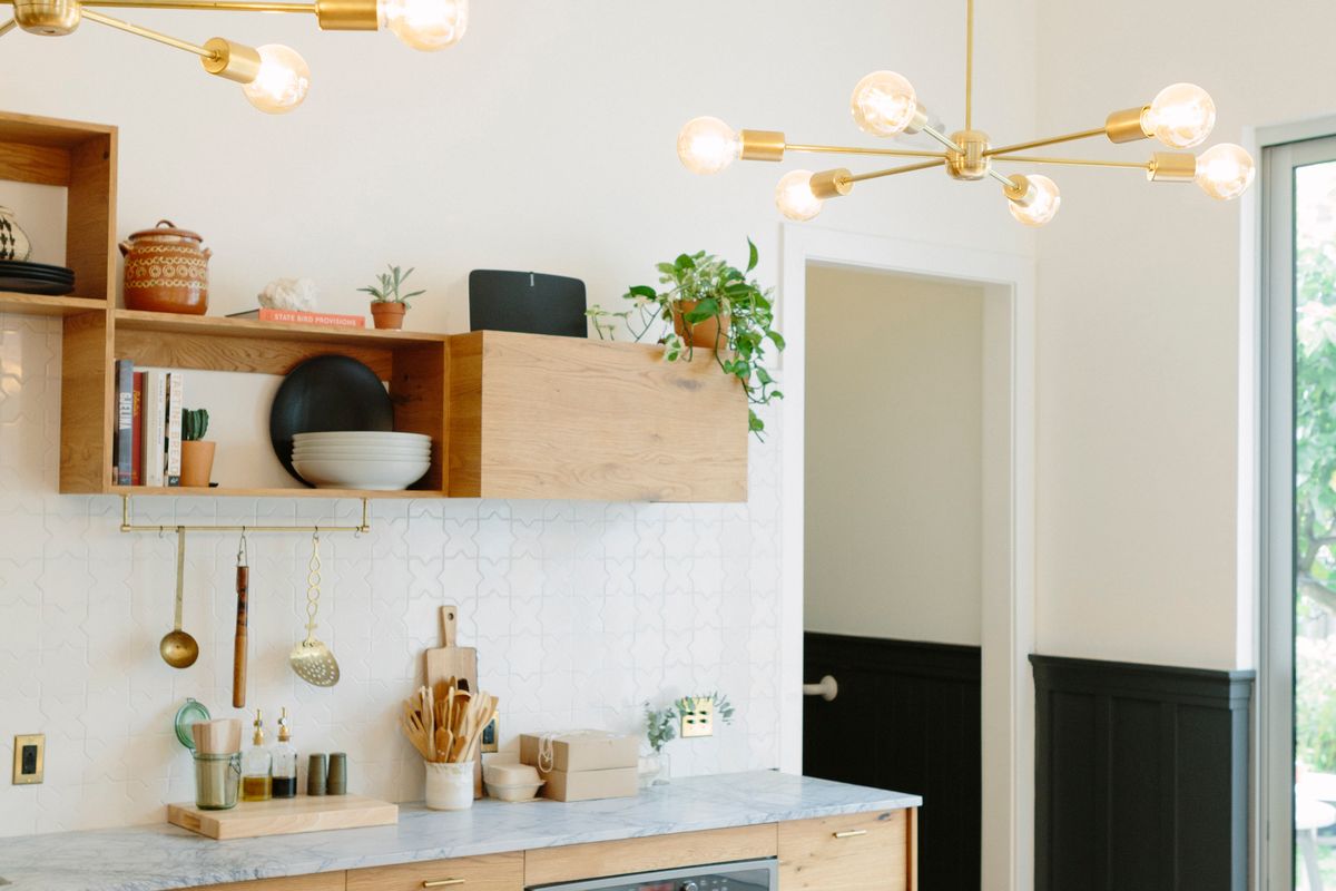 10 Cheap Ways to Update an Ugly Kitchen
