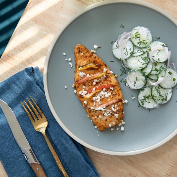 This 30-Minute Chicken Recipe Offers A Creative Way To Eat Your Veggies
