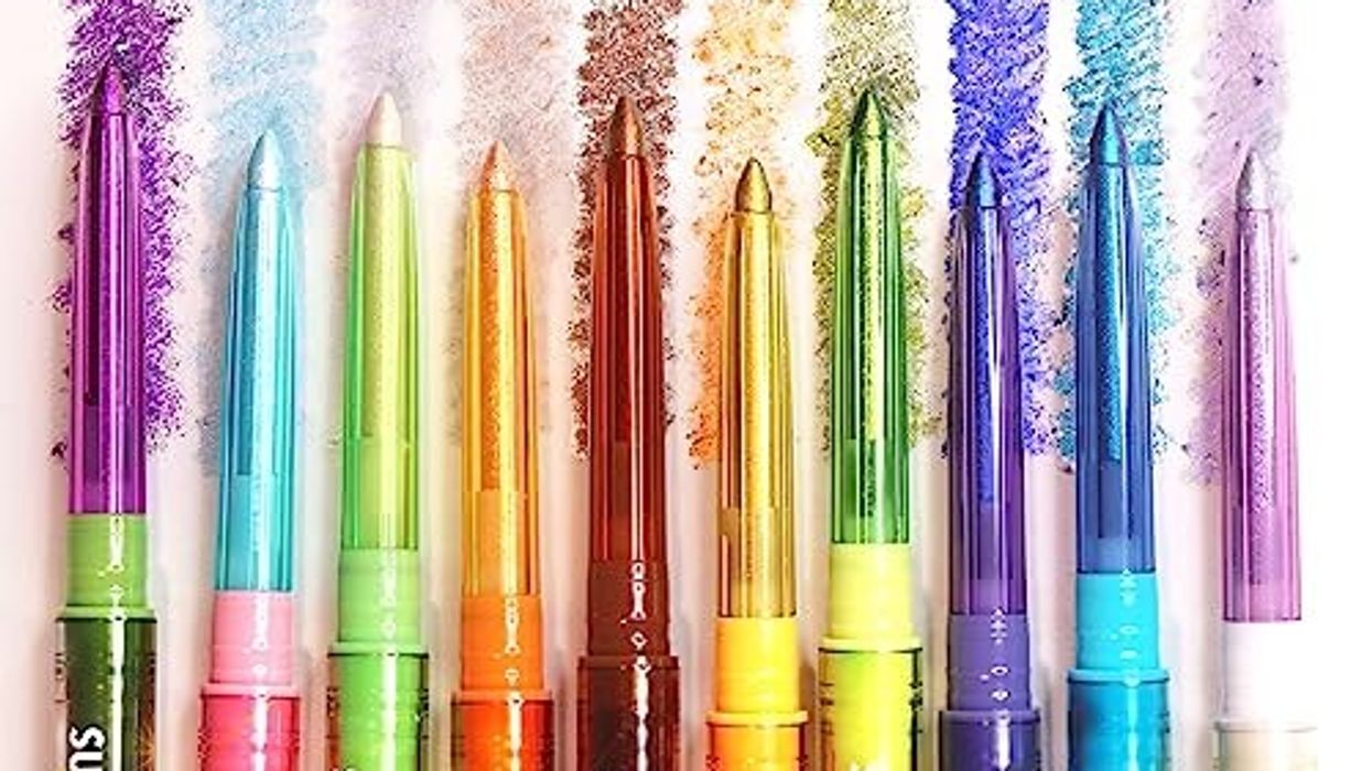 Embrace an Ethereal Look With the Aura Makeup Trend — 41 Products for a Soft Yet Vibrant Glow