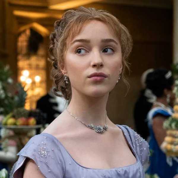 'Bridgerton' Star Phoebe Dynevor Will Officially Star As January In Emily Henry's 'Beach Read'