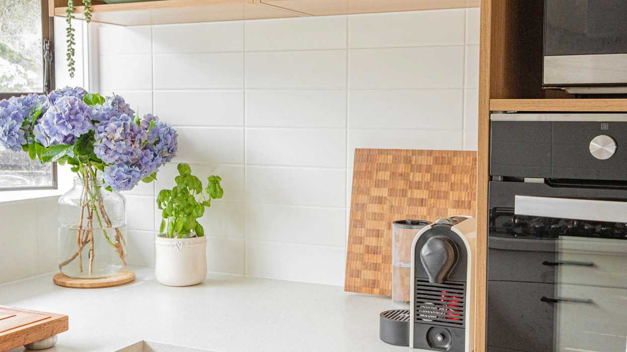 6 Pro Tips to Turn Your Cluttered Kitchen Counters into a Designer 'Shelfie'