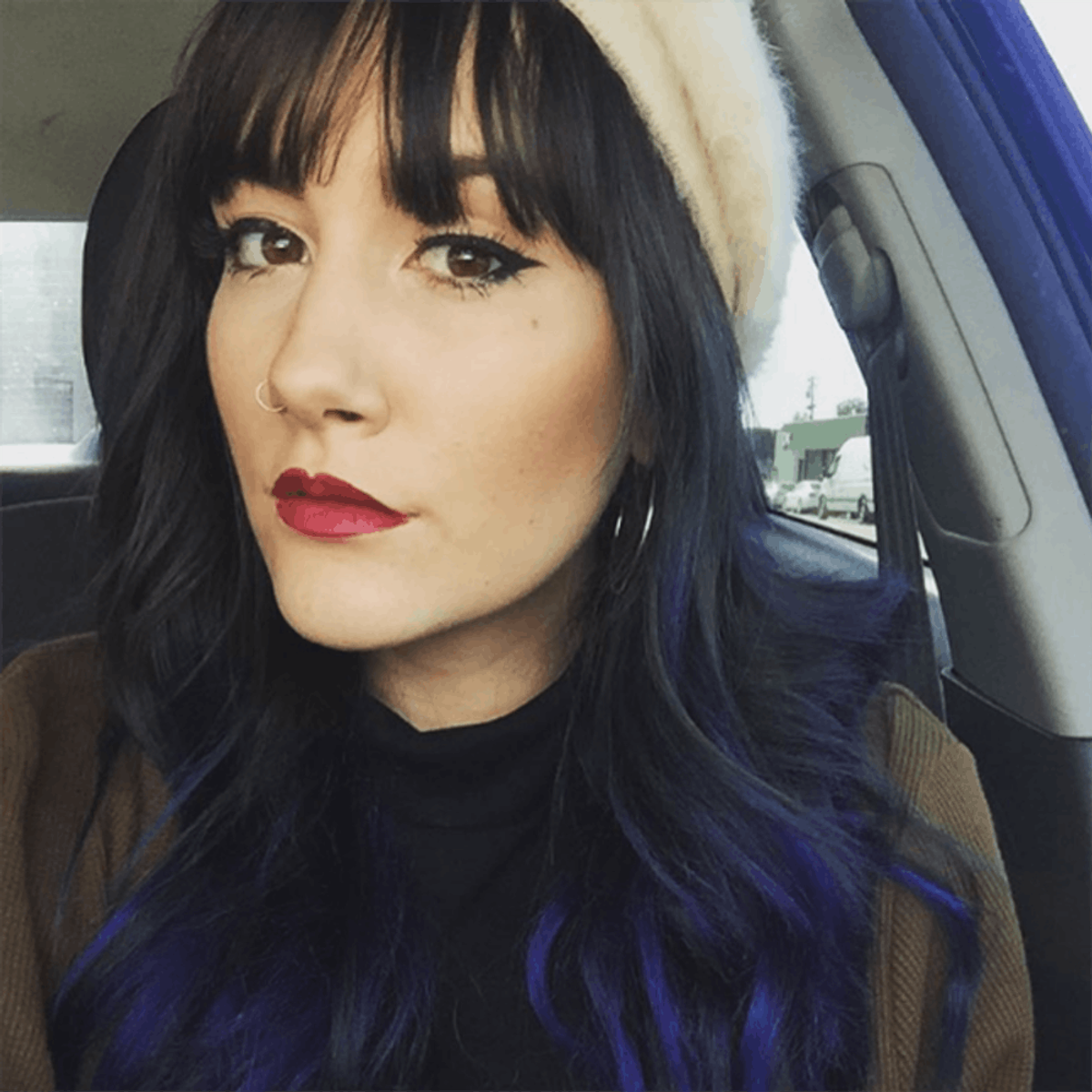 These 10 Cool-Girl Hairstyles Will Make You Want Bangs STAT