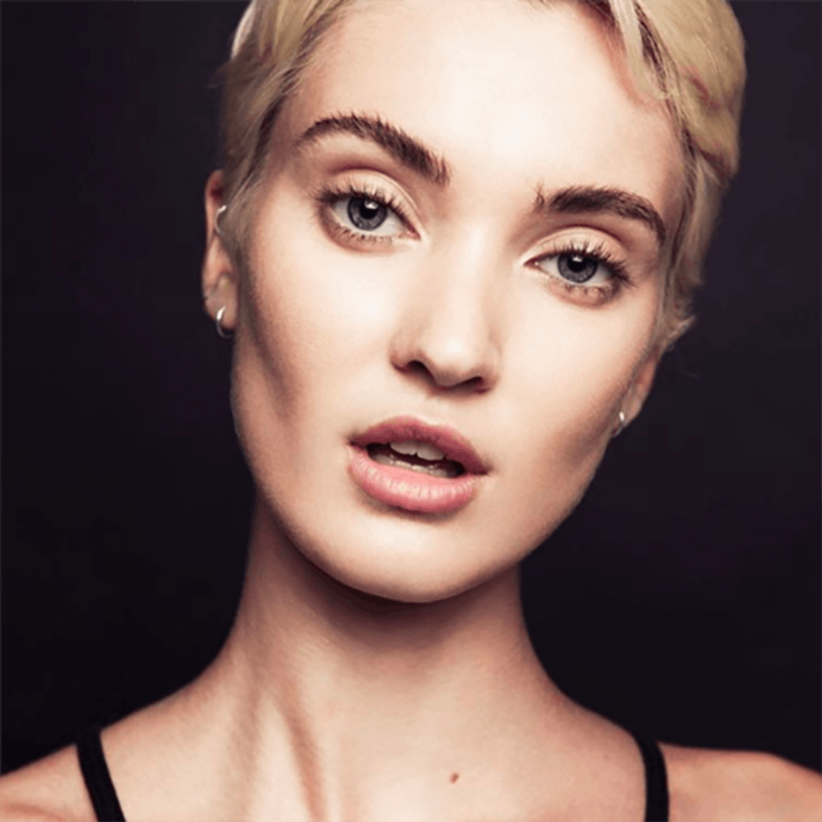 This Supermodel Just Got Real About Dealing With Her Period During Fashion Week