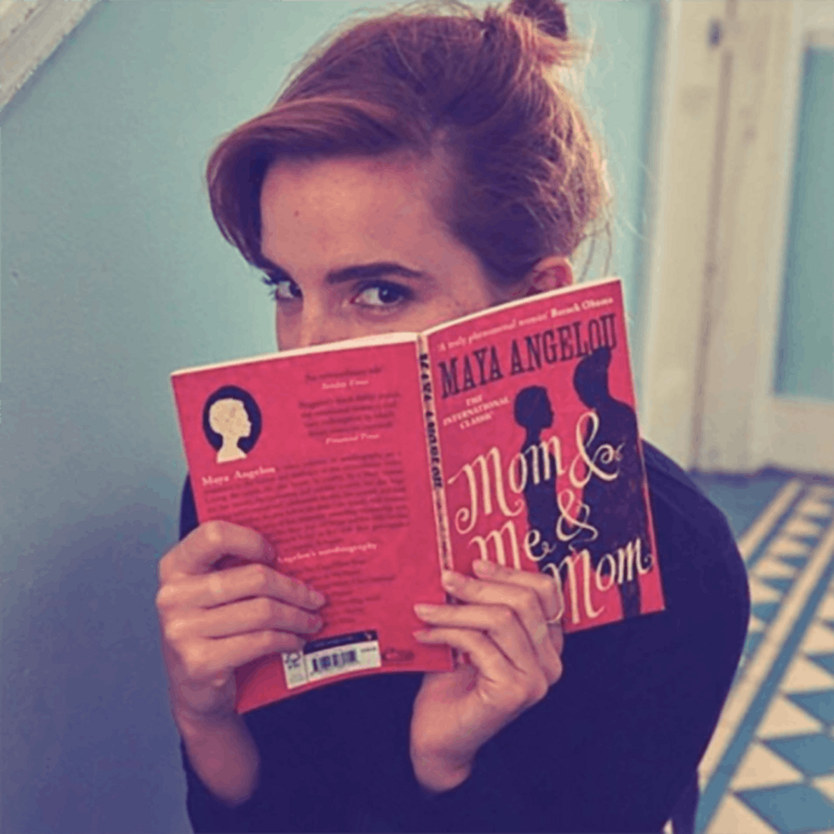 Emma Watson Is Leading a Book-Themed Treasure Hunt RIGHT NOW