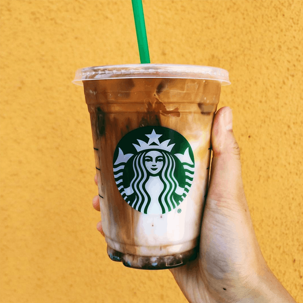 Starbucks Is FINALLY Adding Almond Milk to Its Menu
