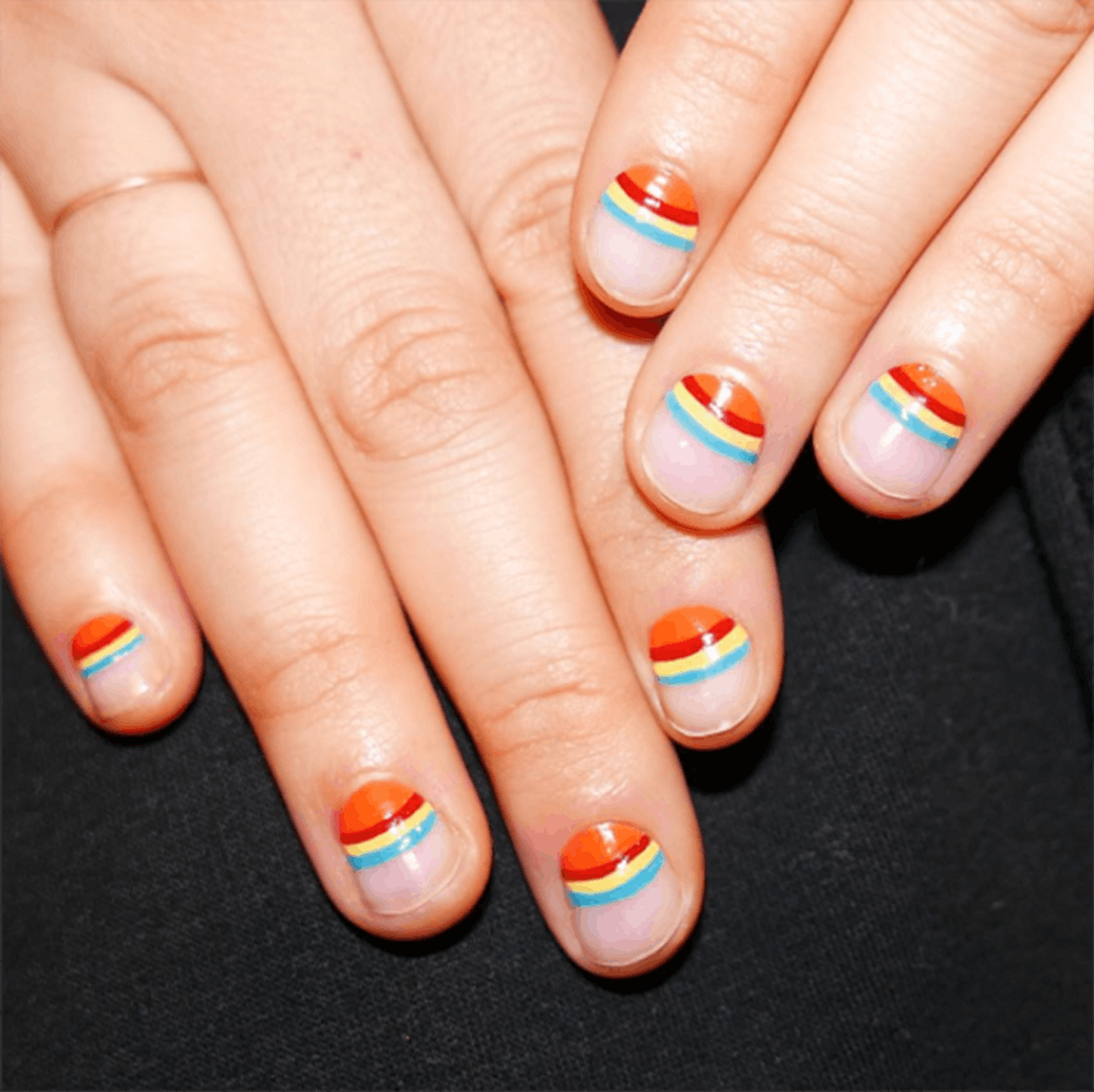 These Negative Space Manis Are Too Stylish to Pass Up