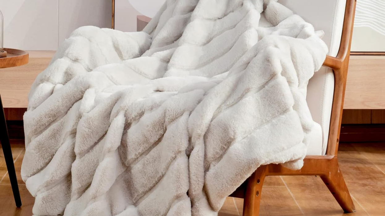 Holiday Lounging Done Right with These Cozy Favorites