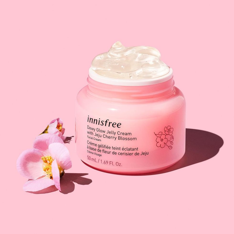 innisfree Cherry Blossom Dewy Glow Face Moisturizer