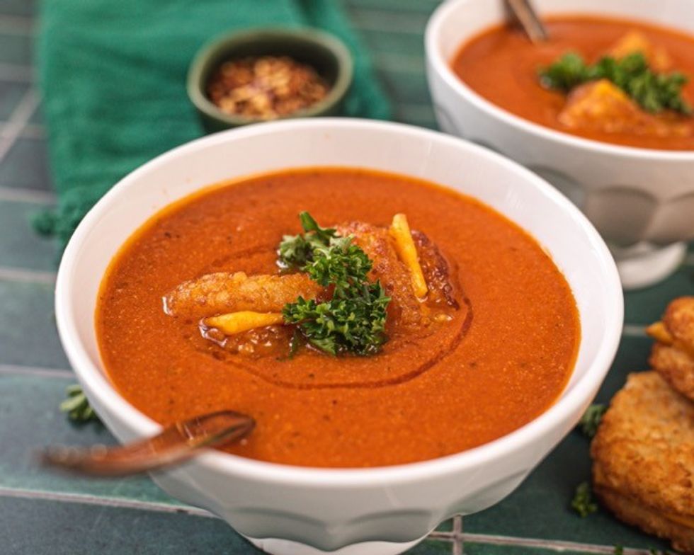 Instant Pot Tomato Soup