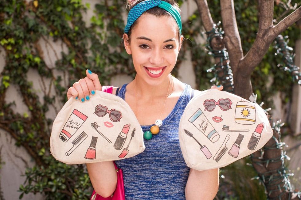 J_J_Toiletry_Bag-BothBags