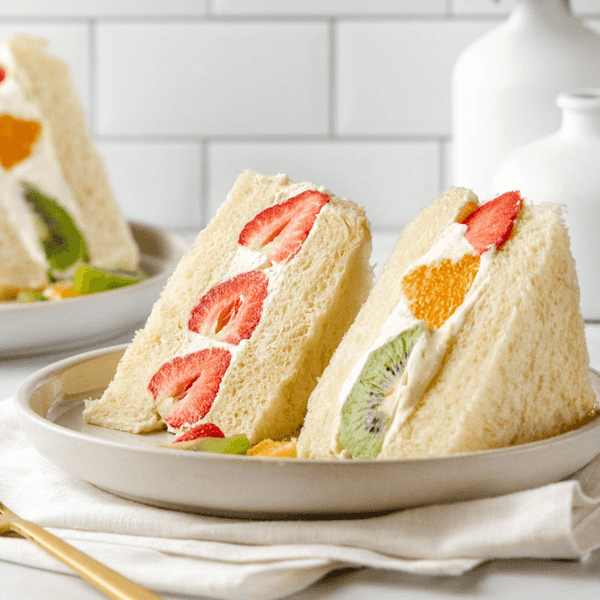 Japanese Fruit Sandwich (Sando)