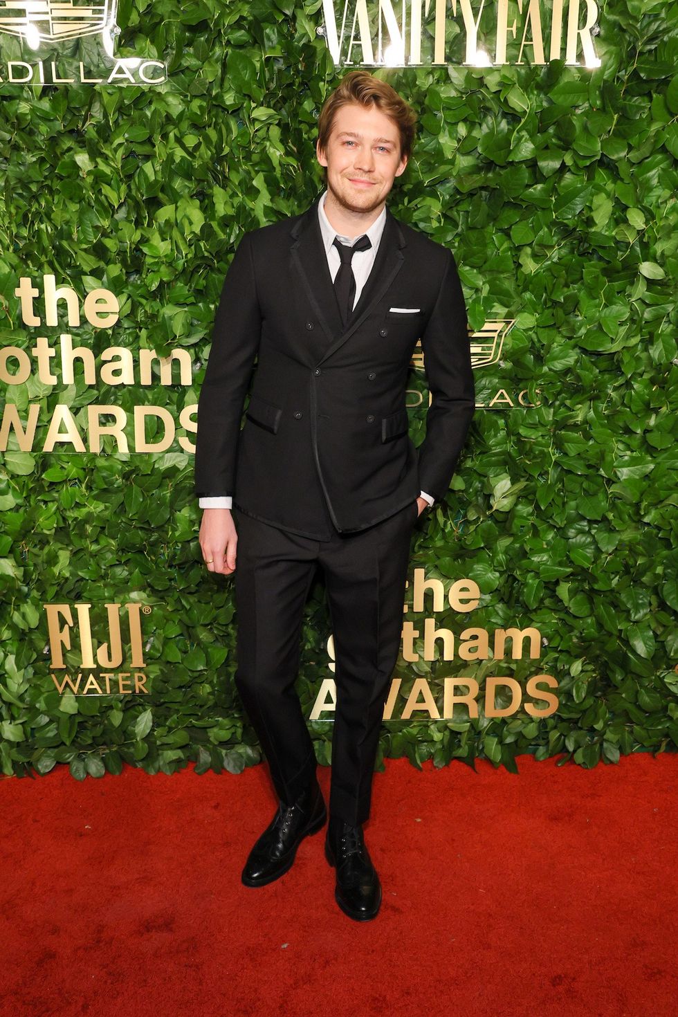 joe alwyn taylor swift boyfriends