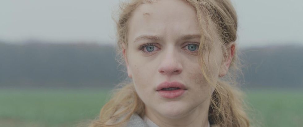 joey king \u200bWe Were The Lucky Ones