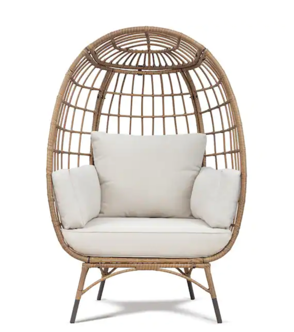 JOYSIDE Wicker Egg Lounge Chair
