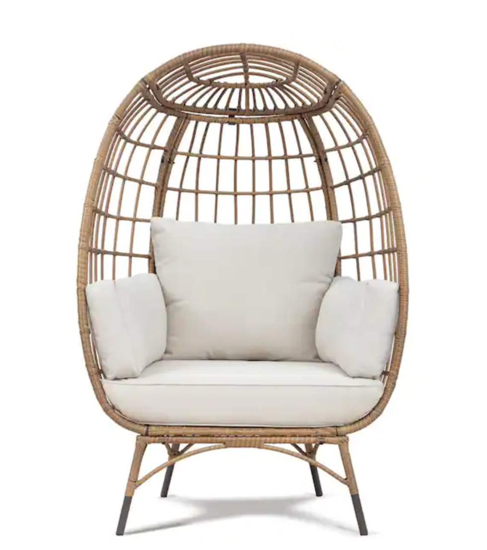 JOYSIDE Wicker Egg Lounge Chair