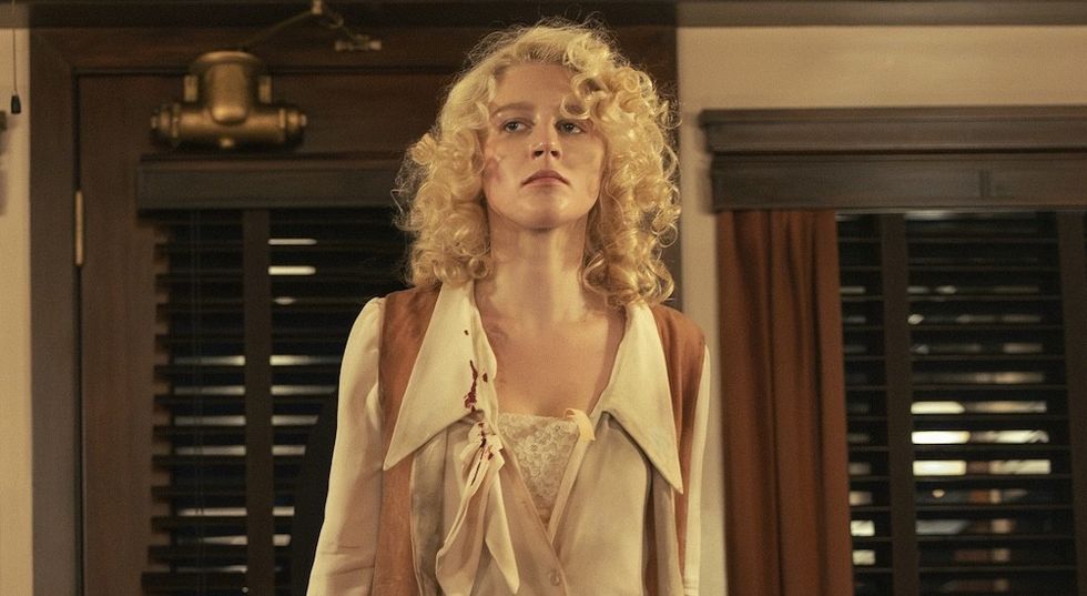 julia schlaepfer 1923 season 2