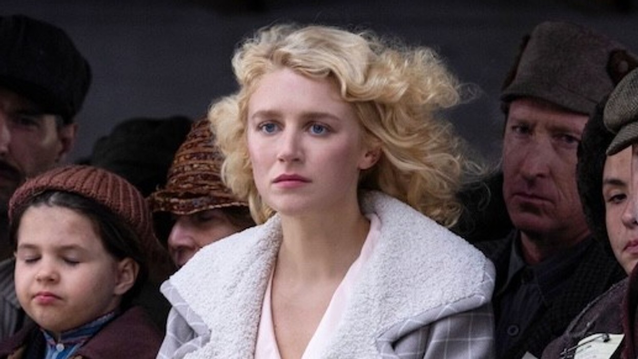 15 “It” Girl Sneakers To Strut Around In This Season - Brit + Co