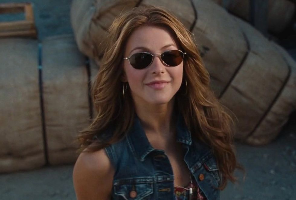 Julianne Hough in Footloose