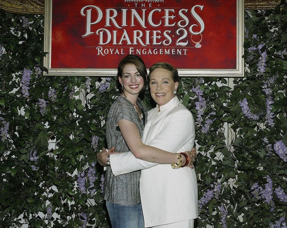 julie andrews and anne hathaway at the princess diaries 2 premiere