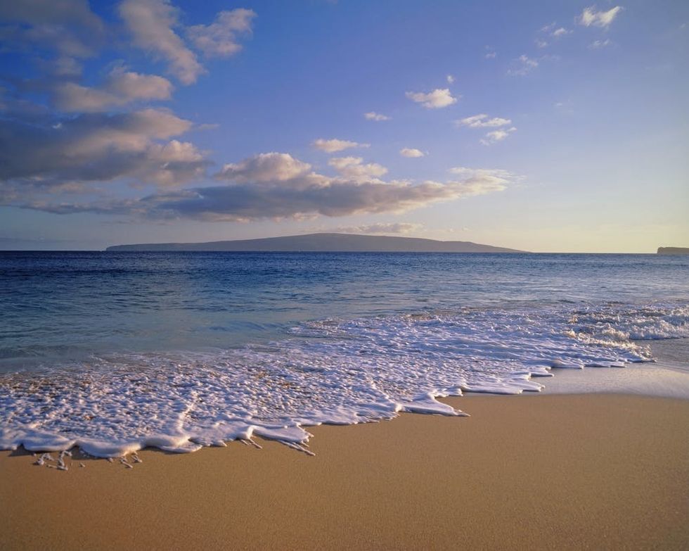 Kahoolawe, Hawaii in the distance