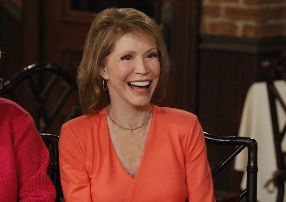 KATIE - 4/8/13 - A KATIE Exclusive: Mary Tyler Moore, Valerie Harper & Betty White Back Together - Katie Couric visits the set of "Hot in Cleveland" for an exclusive reunion with the cast members of "The Mary Tyler Moore Show," which made TV history. KATIE airs on MONDAY, APRIL 8, distributed by Disney-ABC Domestic Television. (Photo by Rick Rowell/ABC via Getty Images) MARY TYLER MOORE
