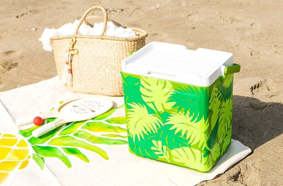 Kelly_Cooler_Travel_10